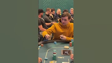 Martin calls out his opponents exact holding 🤯