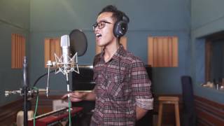 Kamiron Sinuhaji, Vocal