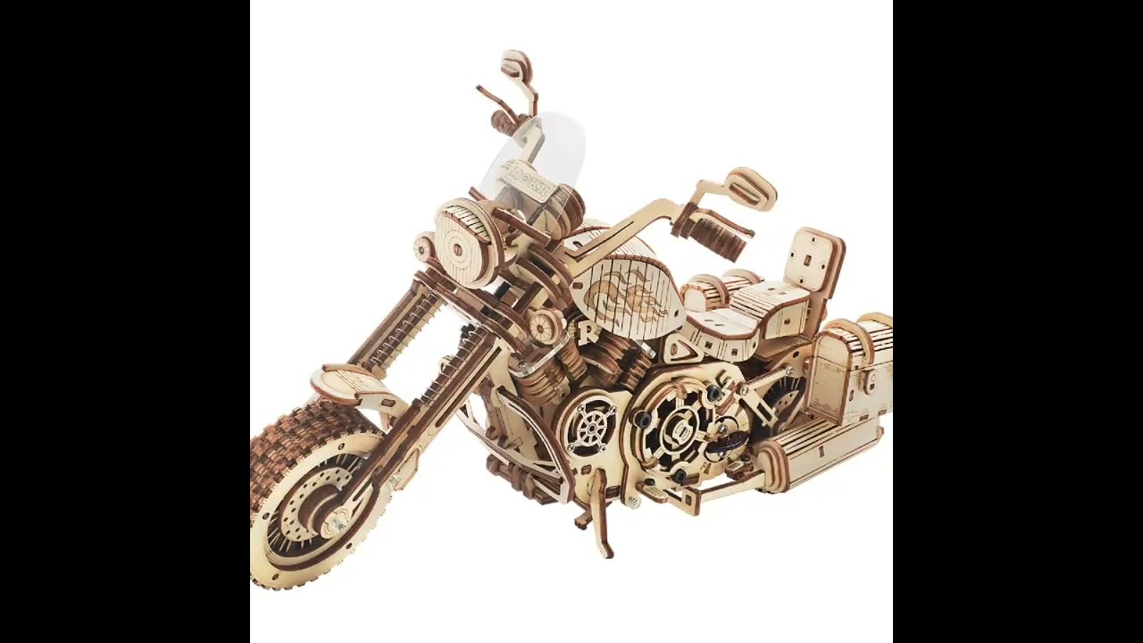 Mechanical Wood Models; Cruiser Motorcycle
