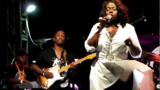 Video thumbnail of "Angie Stone - Rich girl"