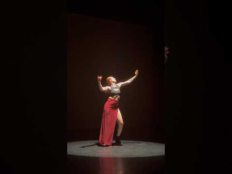 Marie Poppins shining on stage #fenmefataledance #mariepoppinsdancer #performance #rhythmisadancer
