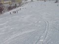 安比高原スキー場ハヤブサコース下部を滑る