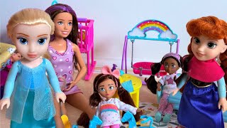 Elsa & Anna Toddlers | BABYSIT at DAYCARE! - *NEW* Friends - Abby & Gabby 💕💜🩵 | Barbie Dolls