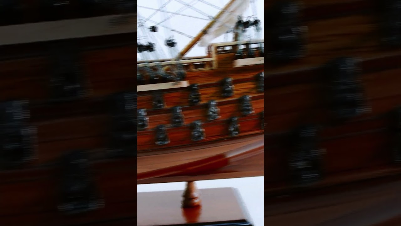 T175 Mastercraftsman spend hundred hours for buidling a museum quality model ship