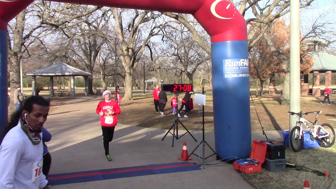 2020 Mansfield Jingle Jog Finish Line 1 YouTube