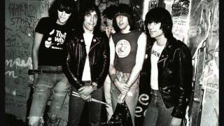 Ramones - Don't Go (demo) chords