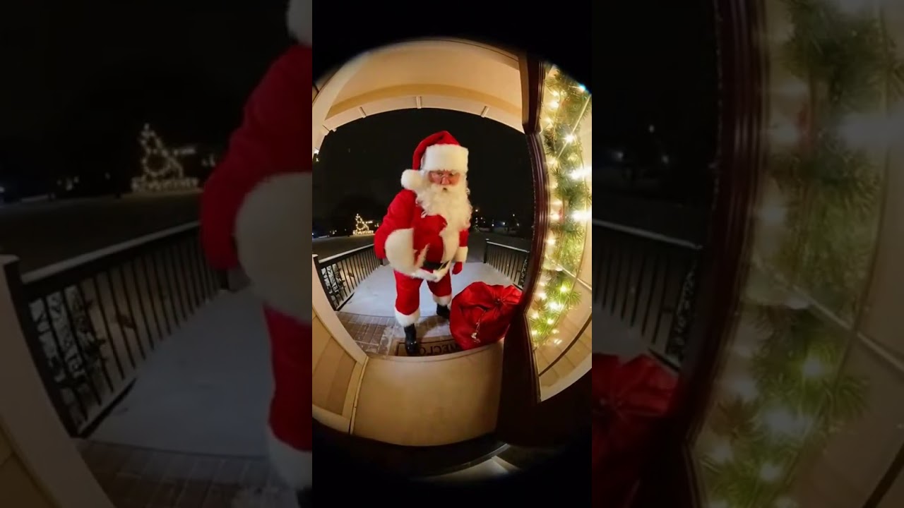Santa caught on ring doorbell camera 