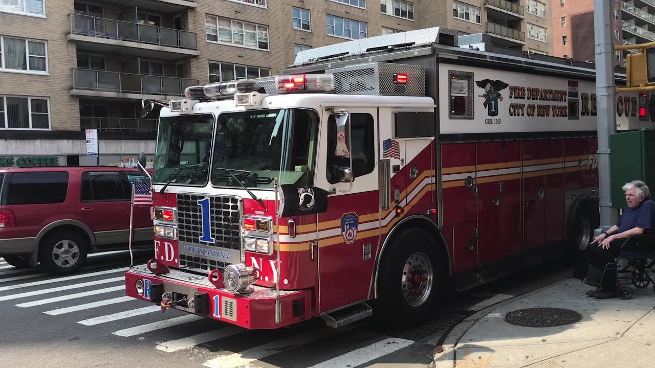 FDNY Rescue 1 Responding Against Traffic & Backing Into A 1075 All