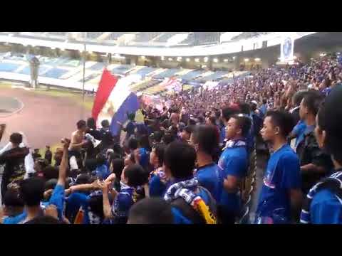 Beginilah Dukungan AREMANIA Saat Arema Hadapi Persebaya # Kpn Tdk Rasis Lagi??