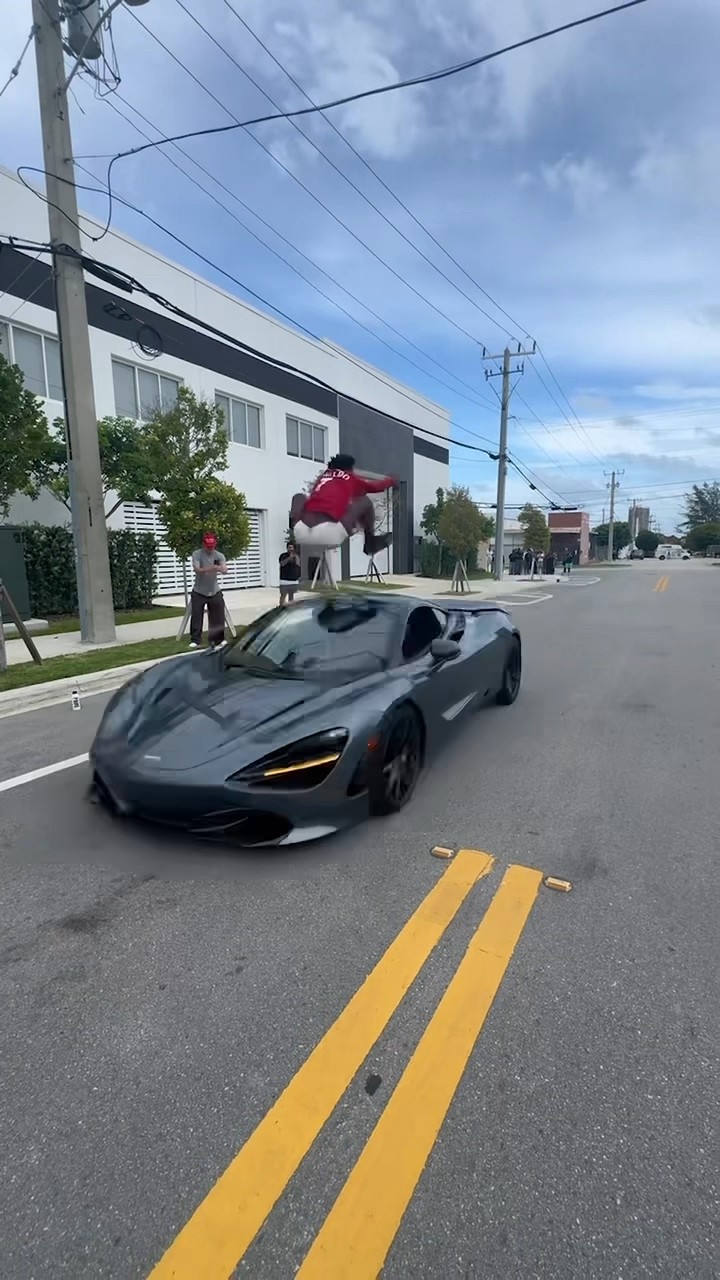 JUMPED OVER 2 CARS….HISTORY!?️? #ishowspeed