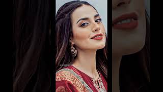 Iqra aziz is more than cute after baby birth cute pics