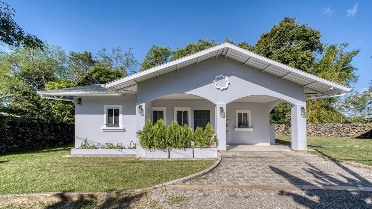 Charming 3 Bedroom House in Dolega Panama with Saltwater Pool SSS2936