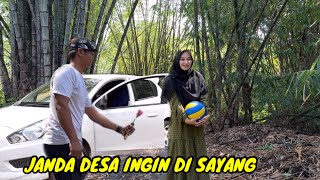 JANDA DESA INGIN DI SAYANG  PAK GURU DARI KOTA KEPINCUT JANDA CANTIK DI PEDESAAN JAWA BARAT