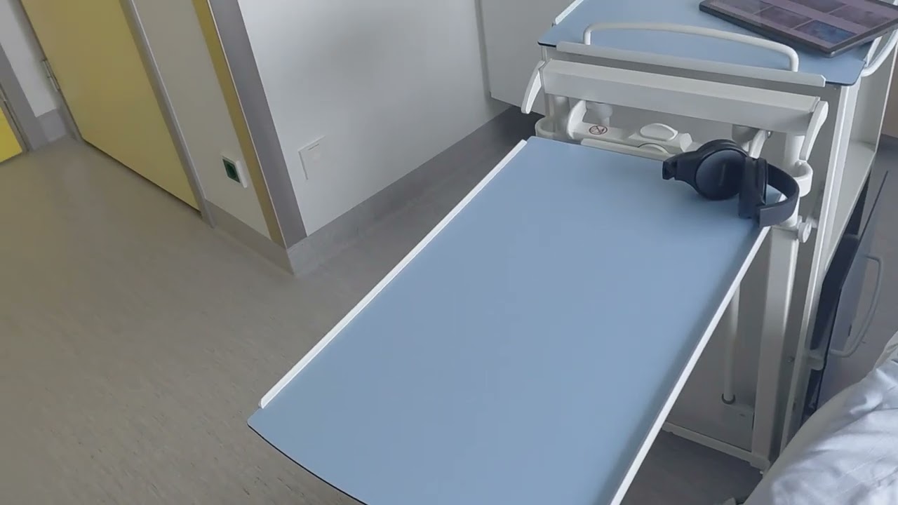 Завтра мне будут делать операцию на сердце.