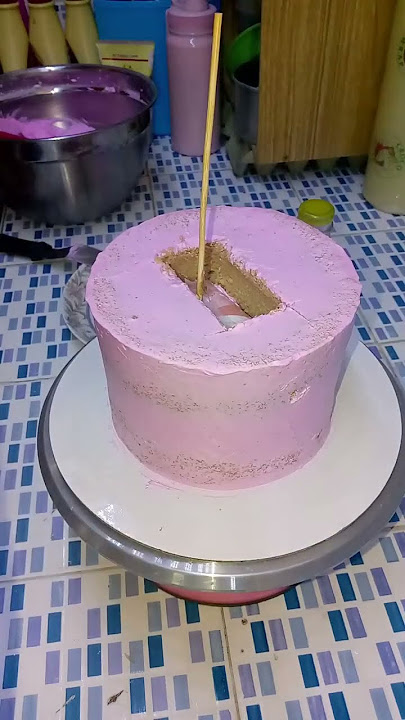 Money Pulling Cake
