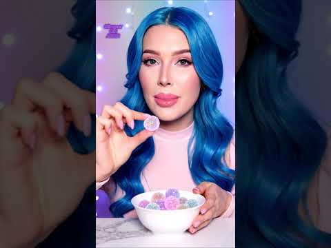 هذه التوتات الباستيل مقرمشة مثل الثلج    