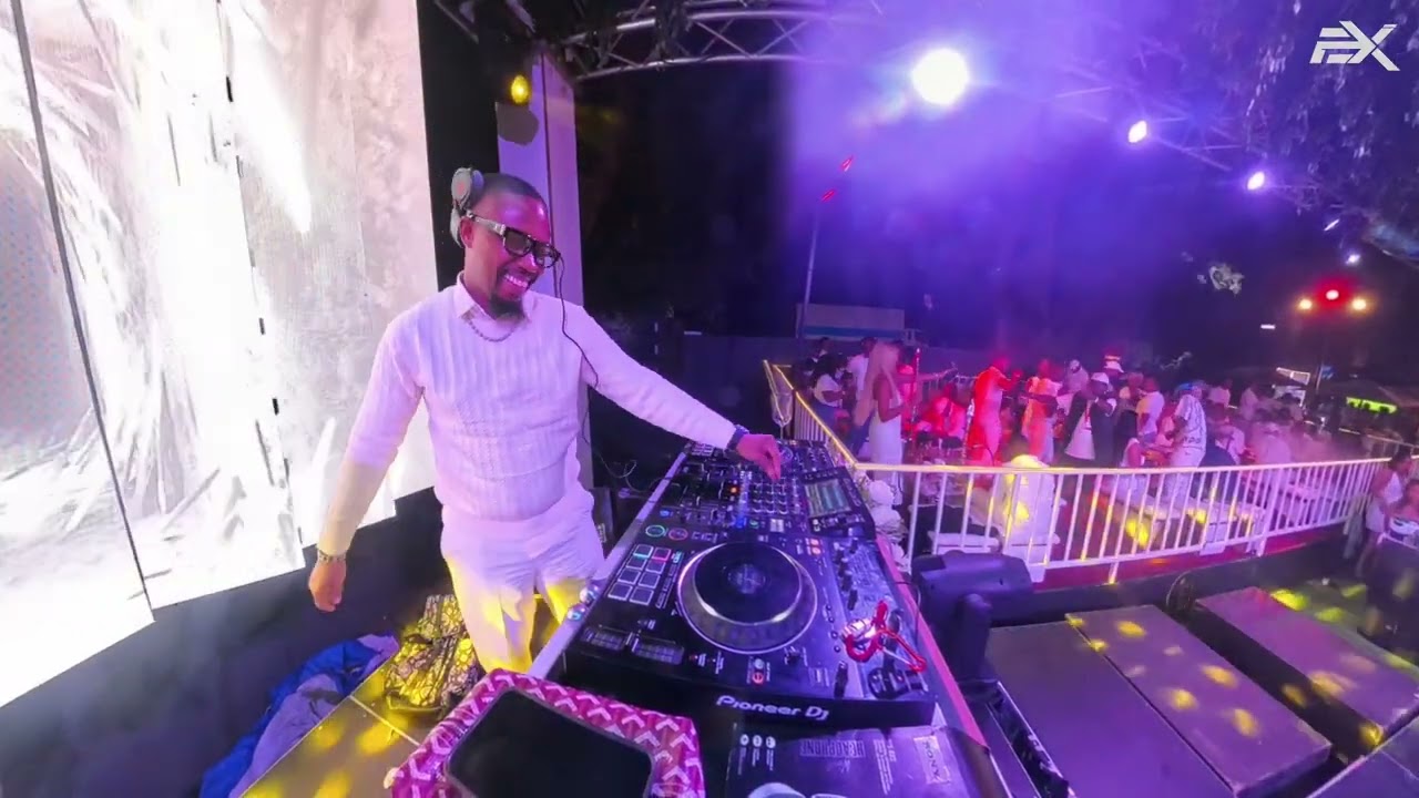 EPITOME: THE DJ EFFEXY EXPERIENCE AT ACES