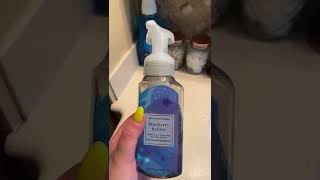 One of my new favorite scents…. Blueberry Bellini  #bathandbodyworks