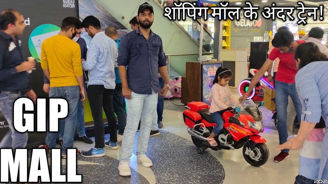 Mall Ke Ander Train | GIP MALL | Trending Video | Viral Video | Hashim Viral Vlog | 
