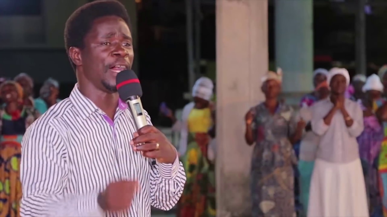 POWERFUL WORSHIP BY EVANGELIST AKWASI AWUAH 2018 OFFICIAL VIDEO