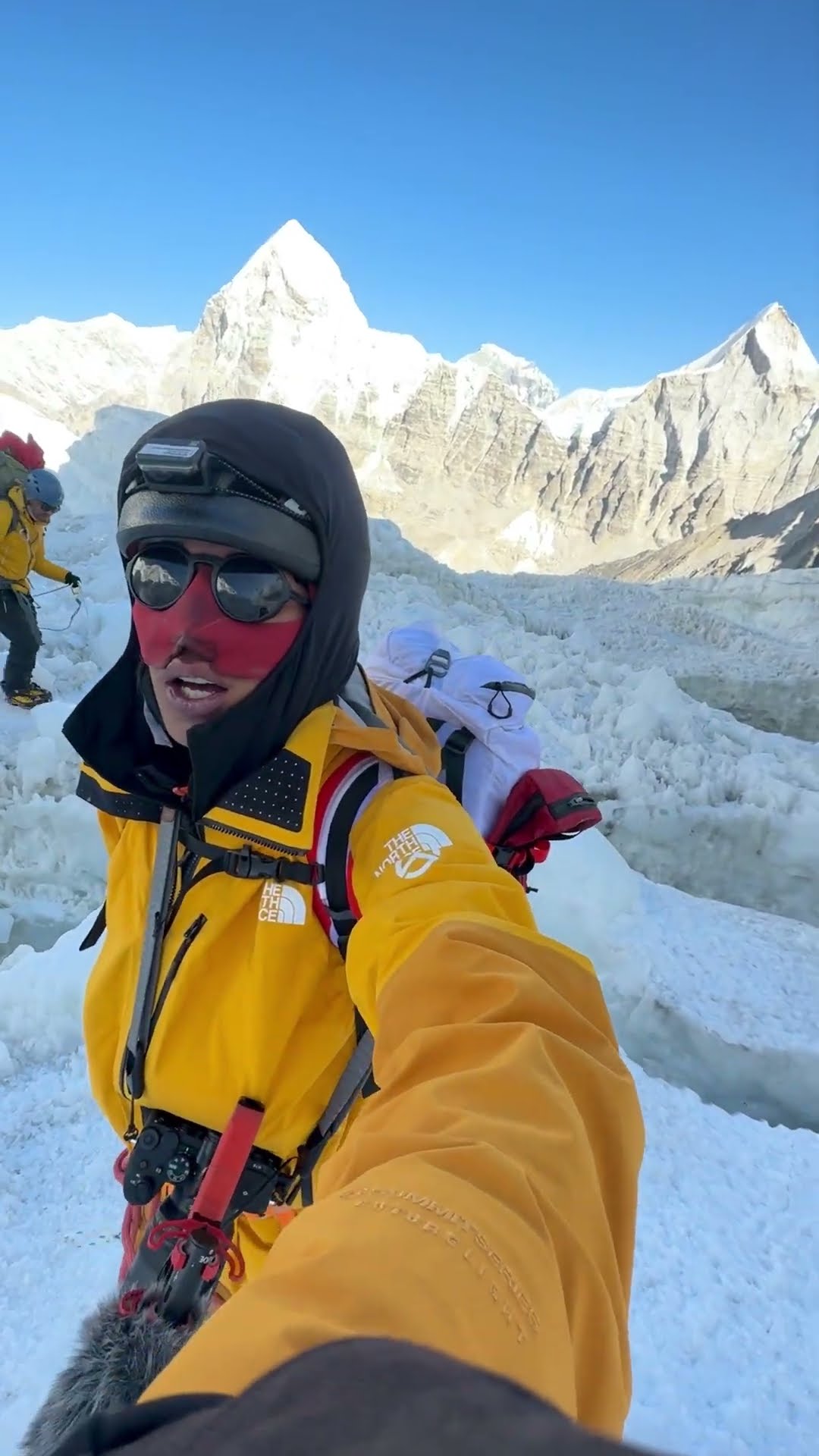 Khumbu Icefall SpaceWalk ?