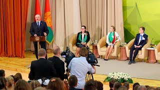 Встреча Президента со школьниками: учебники, ЦТ, начало уроков и самые интересные вопросы от ребят Встреча Президента со школьниками: учебники, ЦТ, начало уроков и самые интересные вопросы от ребят