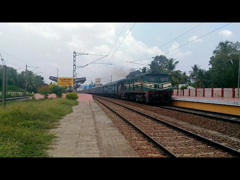 22654 NZM TVC Super Fast - The only day train which skips Chengannur