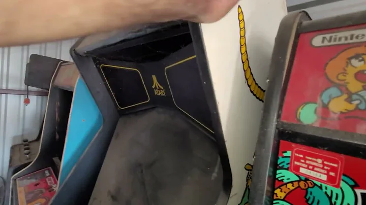 Bundle 5 Arcade Cabs: Kung Fu Master, DK3, Lot#209b Bid at BidderBros.com Sale ends July 5th, 2023 !