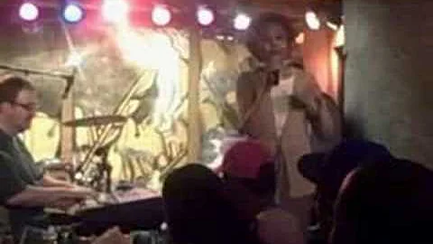 Christine Spencer singing to her daugher Charisse ...