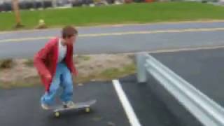 Failed attempt to ollie a guard rail - Ouch