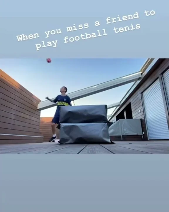 Ander Herrera jugador del PSG entrenando con la de BOCA