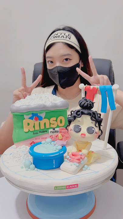 Cake mixed with Rinso?? #cake #cakedecorating #birthdaycake #lionicake