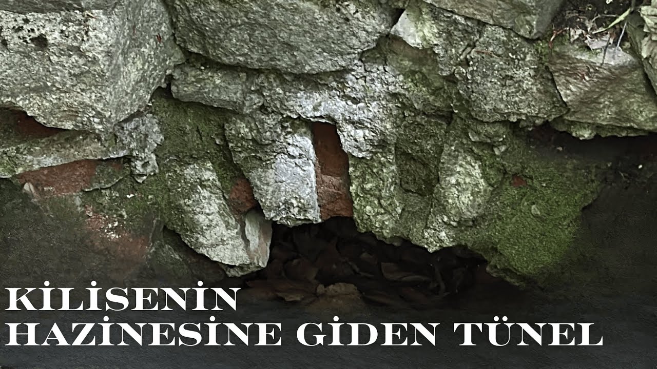 Я нашел вход в туннель 300-летней церкви, которую все искали...