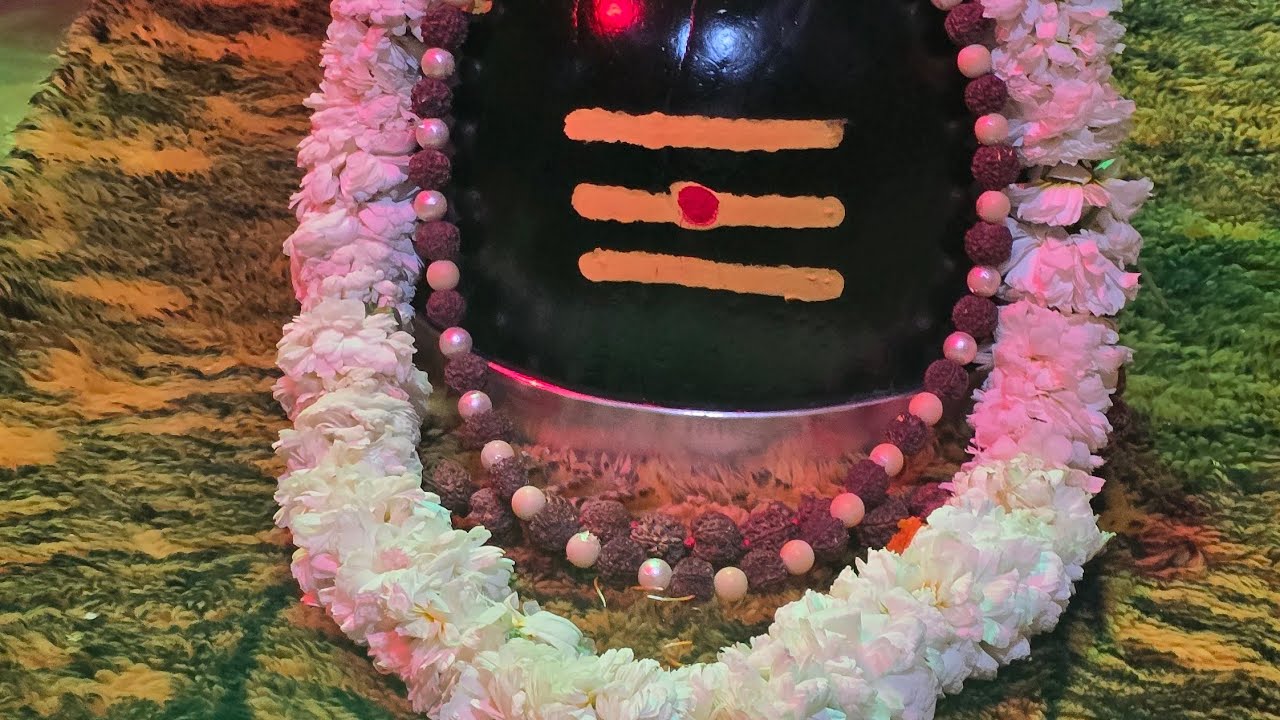 सज  गया  है  महादेव  का  मंदिर #vlog#