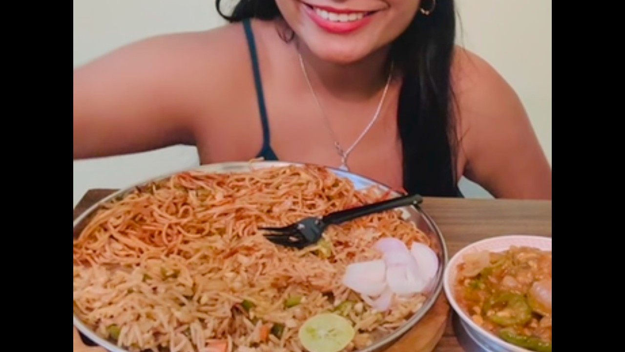 Eating yummy Fried rice, veg chow mien,  paneer Manchurian😛