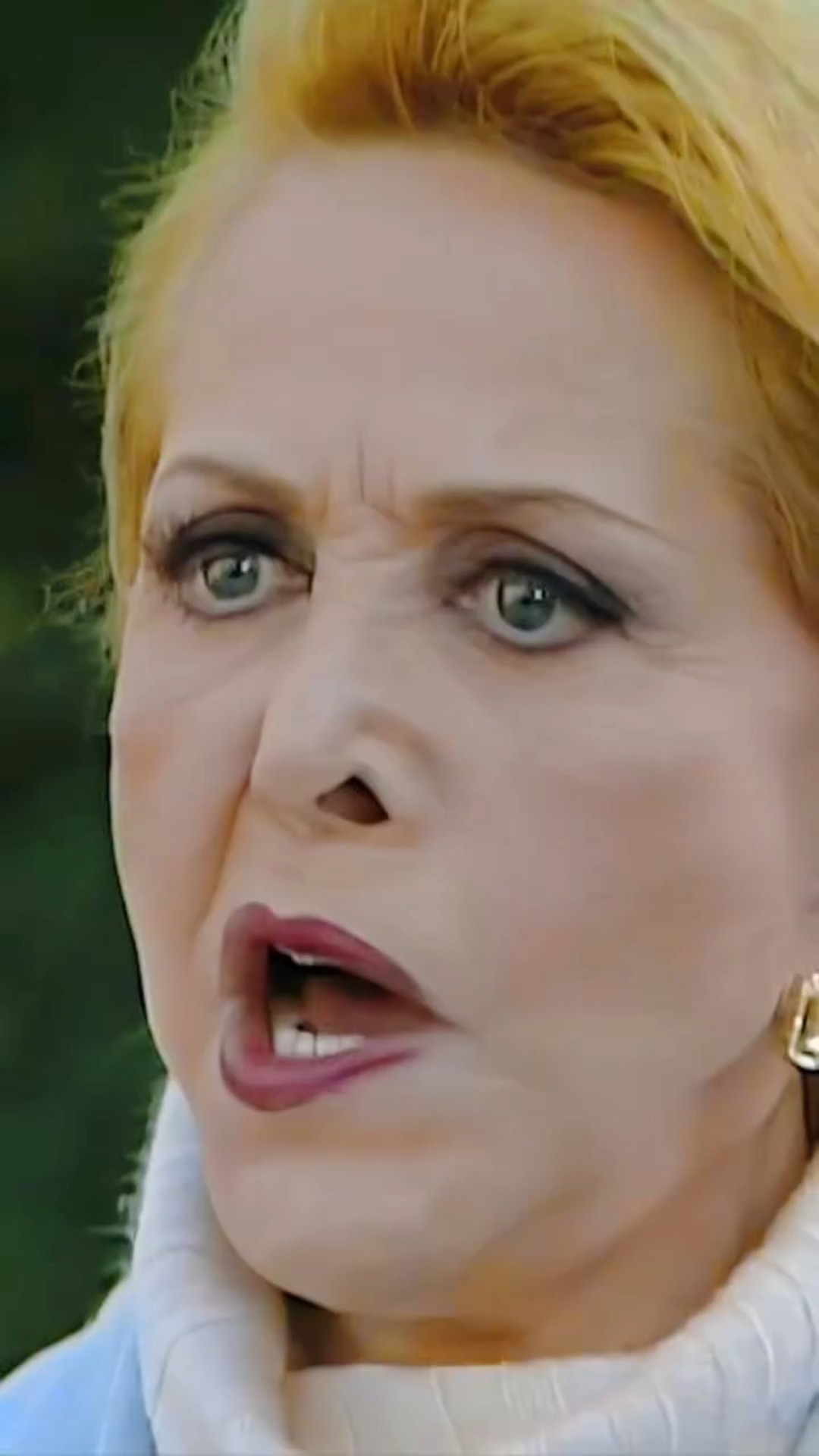Es LA MUJER ? #salomé #tlnovelas