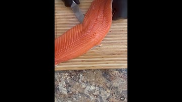 How to Remove the Skin from Salmon | #fishfilleting