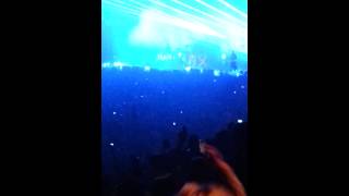 prodigy live new years eve 2014 singing outta space