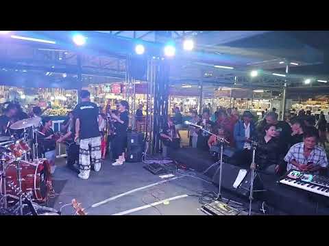 NeneRoyal Streaming At Fun Friday Night Market
