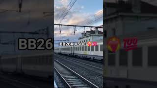 BB 26005 orient express avec 5 voiture corail remi centre val de Loire en W direction Paris
