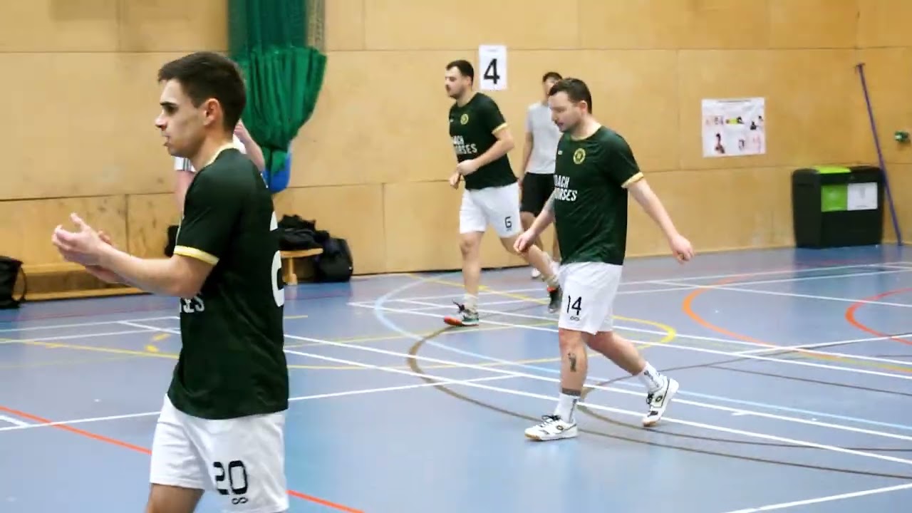 21st Feb London futsal league OLD BOYS vs BOLIVIA LDN : Futsal LONDON: PLAY FUTSAL