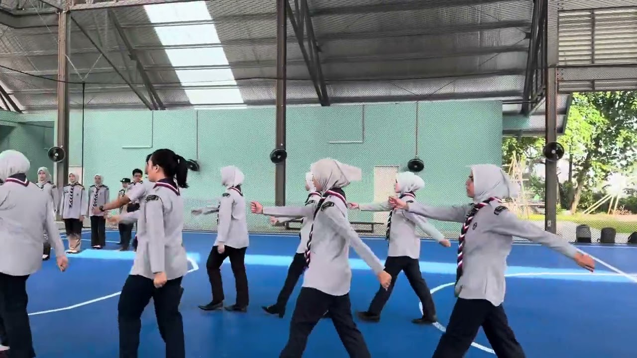 Koman Kawad Kaki Statik (Pengakap)