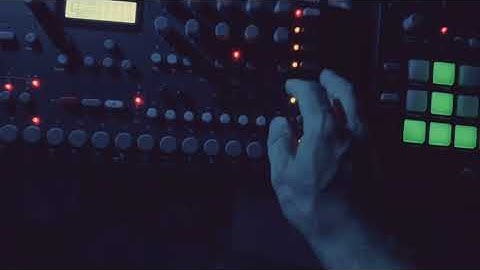 Elektron analog four mk1 + Elektron analog rytm mk1 - live jam