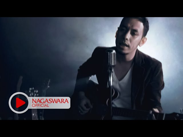 Pongki Barata - Aku Milikmu (Malam Ini) (Official Music Video NAGASWARA) #music class=