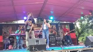 Bule Jerman Nyanyi Dangdut Vs Cewe Montok
