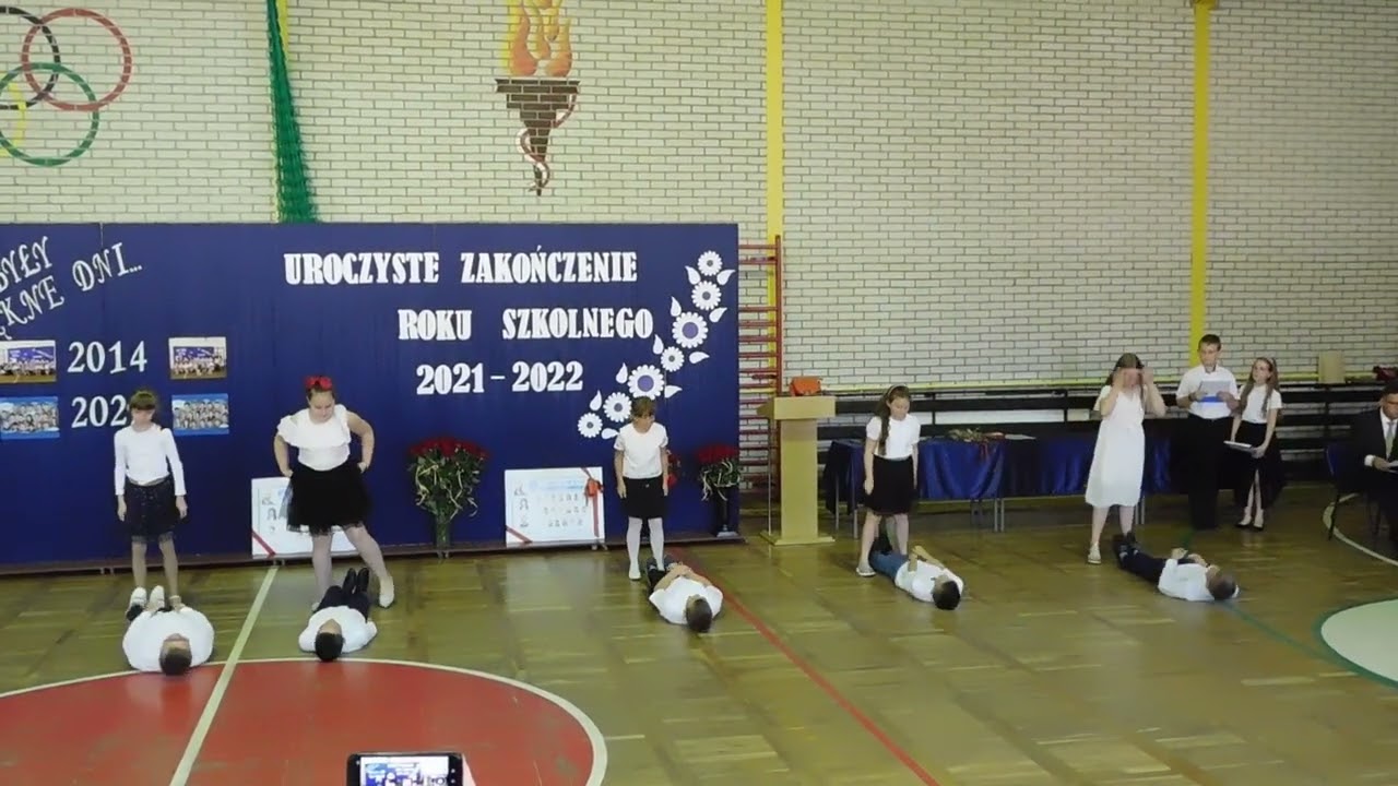 Zakończenie roku szkolnego 2021/2022 - występ klasy 3b