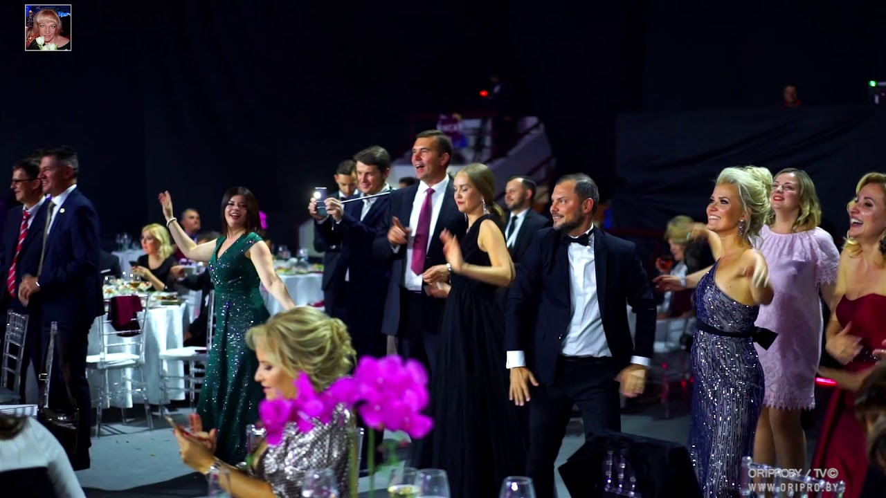 Боже как красиво танцует руководство!