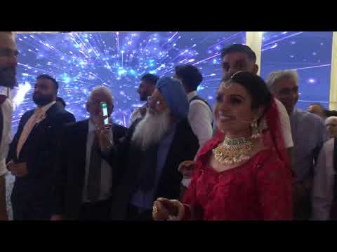 Sonia & Anand’s Dance off || Mandy Dhillon