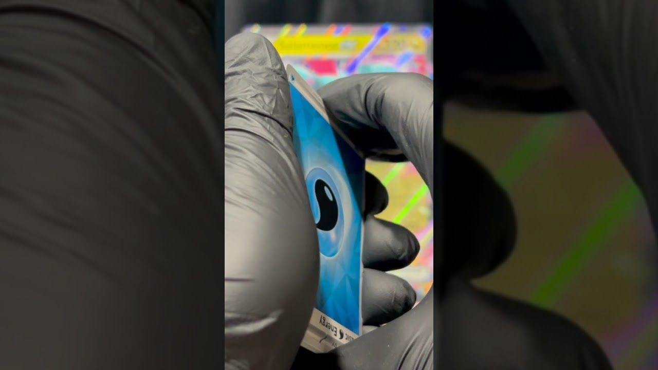 DRAGON EX PULLS! Opening the Pokémon TCG Salamence ex & Reshiram ex Premium Collection Box! 4