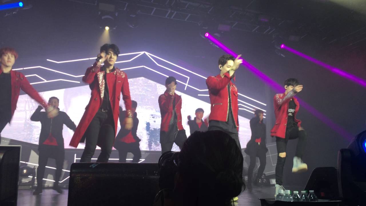 160706 GOT7 - 손들어 (Put Your Hands Up) @ FLY in NYC